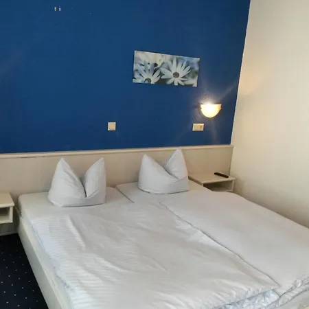 Hotel Hollaendischer Hof 2*